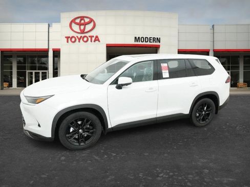 New 2026 Toyota Grand Highlander AWD image 18