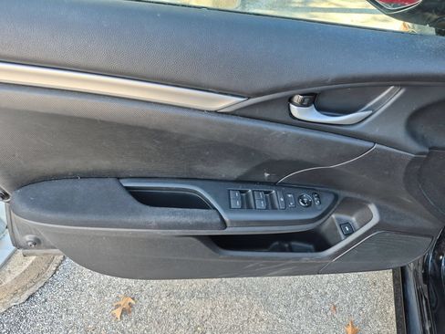 Used 2016 Honda Civic LX image 10