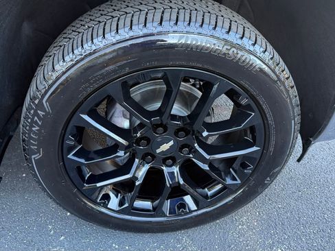 Used 2024 Chevrolet Silverado 1500 LTZ w/ LTZ Convenience Package II image 24