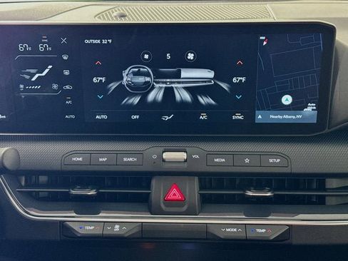 New 2025 Kia K4 GT-Line w/ GT-Line Premium Package image 16