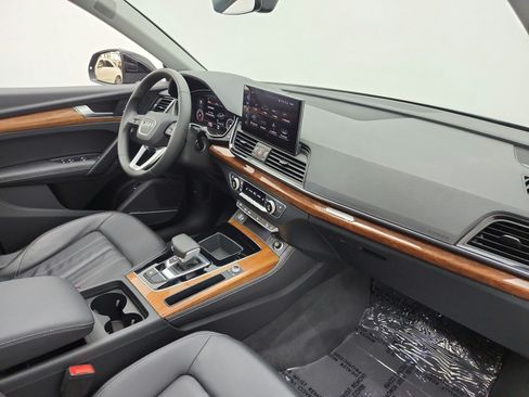 Used 2023 Audi Q5 2.0T Premium Plus w/ Premium Plus Package AWD/4WD image 30