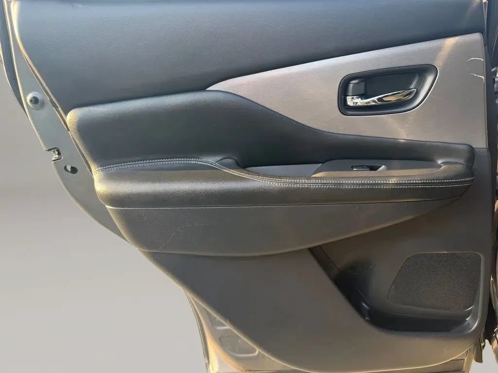 Used 2020 Nissan Murano SV FWD image 33