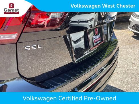 Certified 2023 Volkswagen Tiguan SEL R-Line AWD/4WD image 43