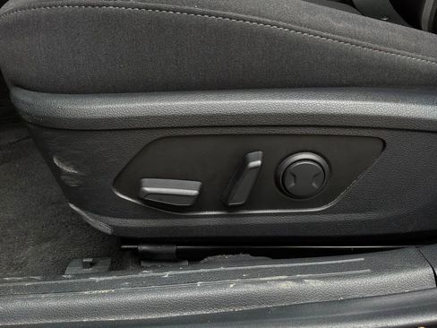 Used 2025 Hyundai Sonata SEL FWD image 11