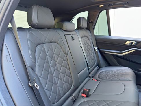 Used 2024 BMW X5 sDrive40i w/ Parking Assistance Package RWD image 44