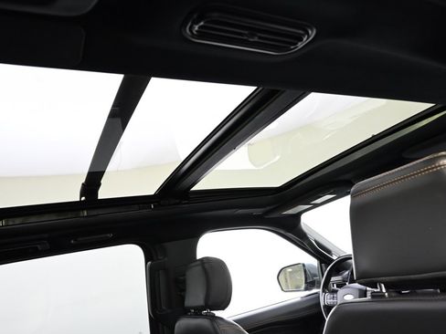 Used 2022 Ford Expedition Max Platinum image 17