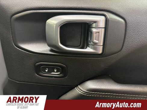 Used 2022 Jeep Wrangler Unlimited Sahara w/ Cold Weather Group image 40