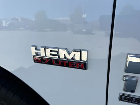 Used 2019 RAM 1500 Classic SLT image 10