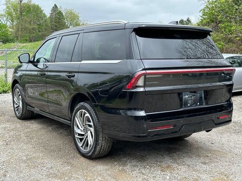 New 2025 Lincoln Navigator Reserve AWD/4WD image 29