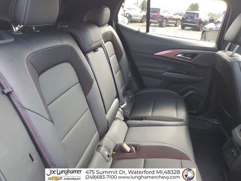 Used 2025 Chevrolet Equinox EV RS w/ Active Safety Package 3 AWD/4WD image 28
