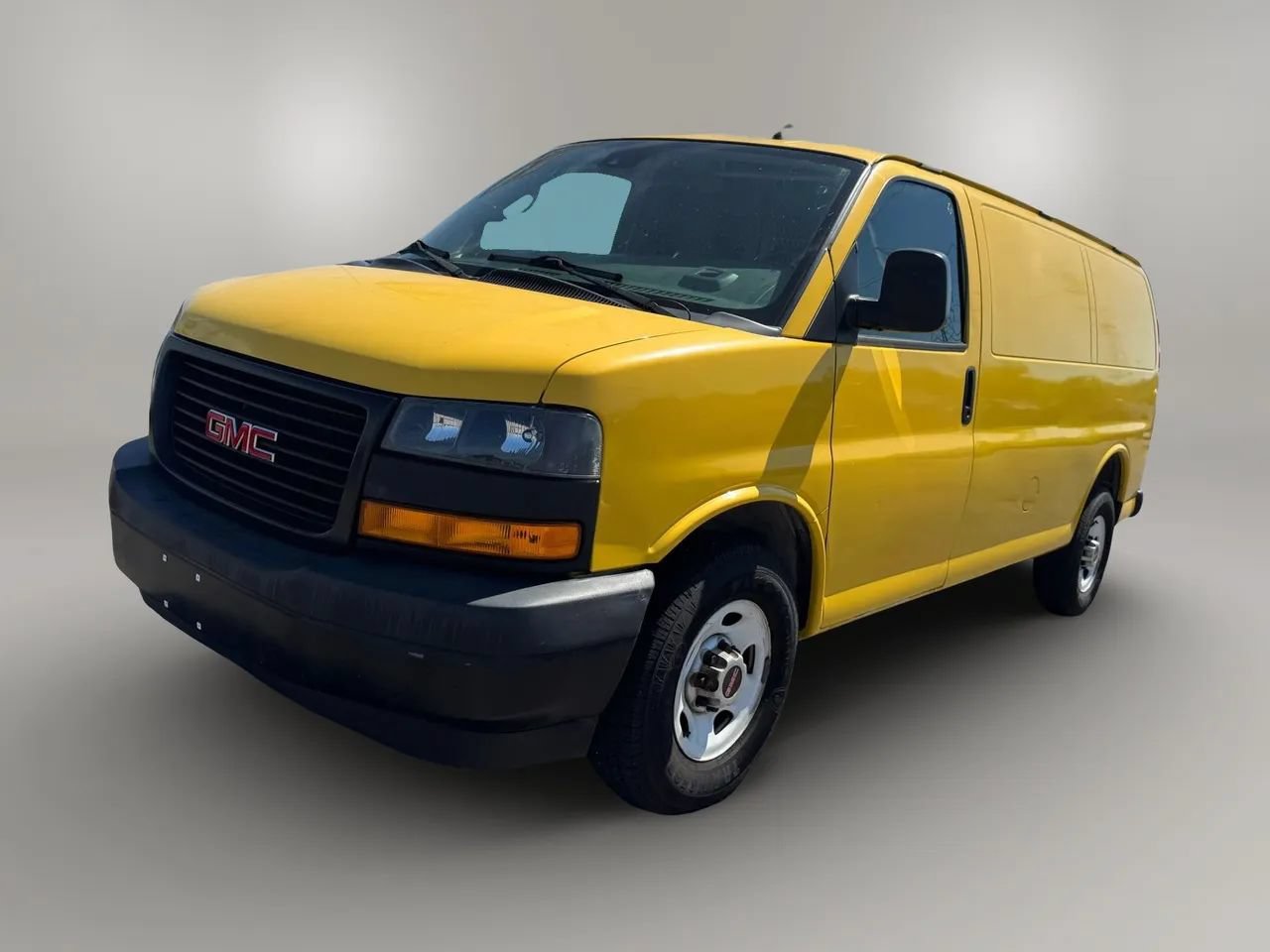 Used 2020 GMC Savana 2500 w/ Driver Convenience Package RWD image 3