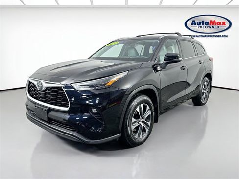 Used 2022 Toyota Highlander XLE image 5