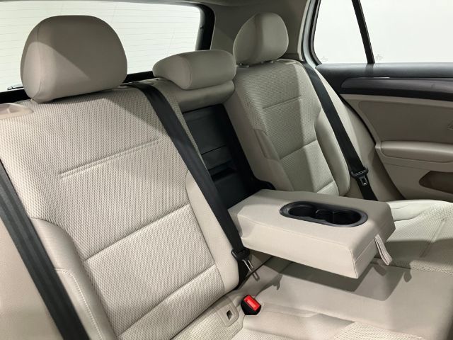 Used 2018 Volkswagen Golf S FWD image 44