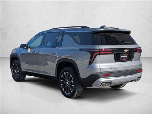 New 2026 Chevrolet Traverse LT w/ Sun and Wheel Package image 8