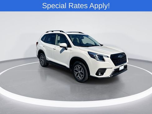 Certified 2023 Subaru Forester Premium AWD/4WD image 2