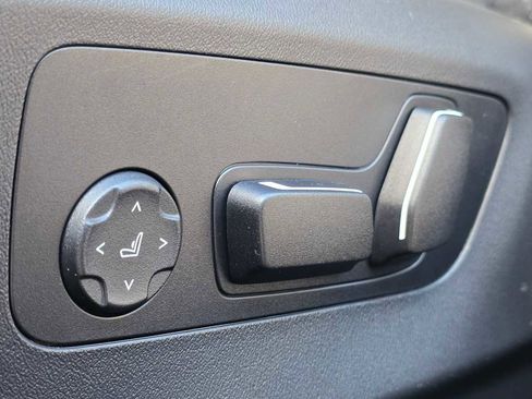 Used 2025 BMW i5 xDrive40 w/ M Sport Package image 26