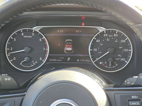 Used 2023 Nissan Rogue SL w/ SL Premium Package image 25