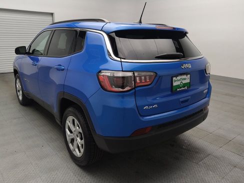 Used 2024 Jeep Compass Latitude AWD/4WD image 5