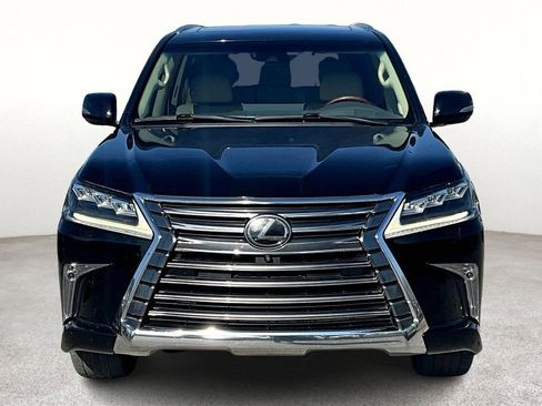 Used 2018 Lexus LX 570 4WD image 5