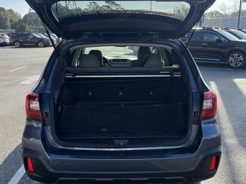 Used 2018 Subaru Outback 2.5i Limited image 10