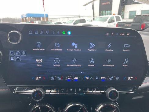 Used 2024 Chevrolet Blazer EV RS image 22