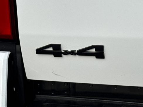 Certified 2026 Toyota Tacoma TRD Off-Road AWD/4WD image 11