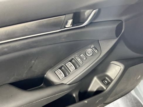 Used 2022 Honda Accord Sport image 17