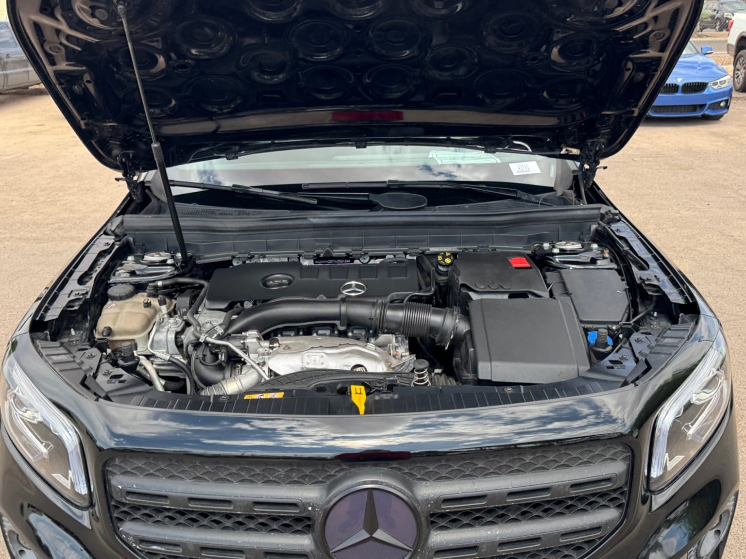 Used 2021 Mercedes-Benz GLB 250 w/ Premium Package image 20