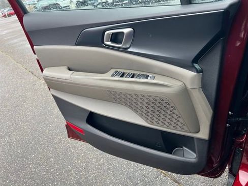 New 2026 Kia Carnival LXS FWD image 18