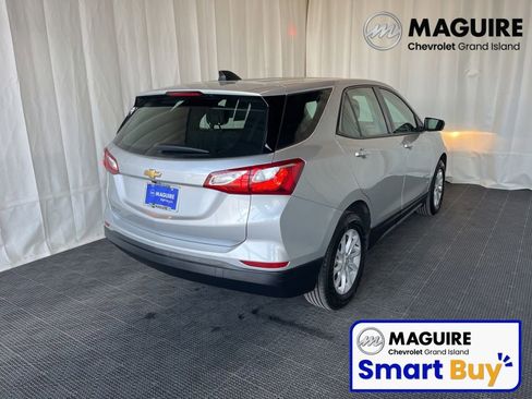 Used 2019 Chevrolet Equinox LS image 35