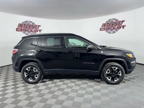 Used 2018 Jeep Compass Trailhawk w/ Leather Interior Group image 8