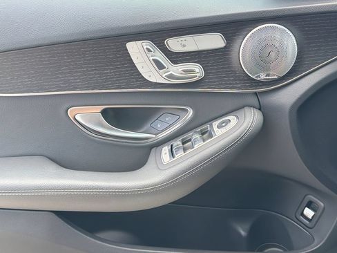 Used 2021 Mercedes-Benz C 300 Sedan image 29