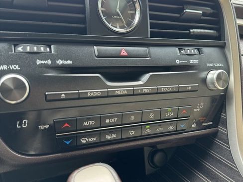 Used 2016 Lexus RX 450h AWD image 41