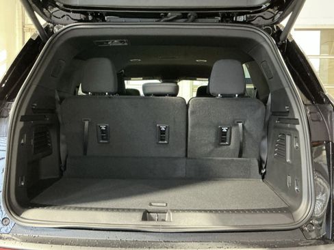 New 2026 Chevrolet Traverse LT image 33