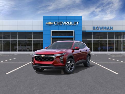 New 2026 Chevrolet Trax LT w/ Driver Confidence Package image 8