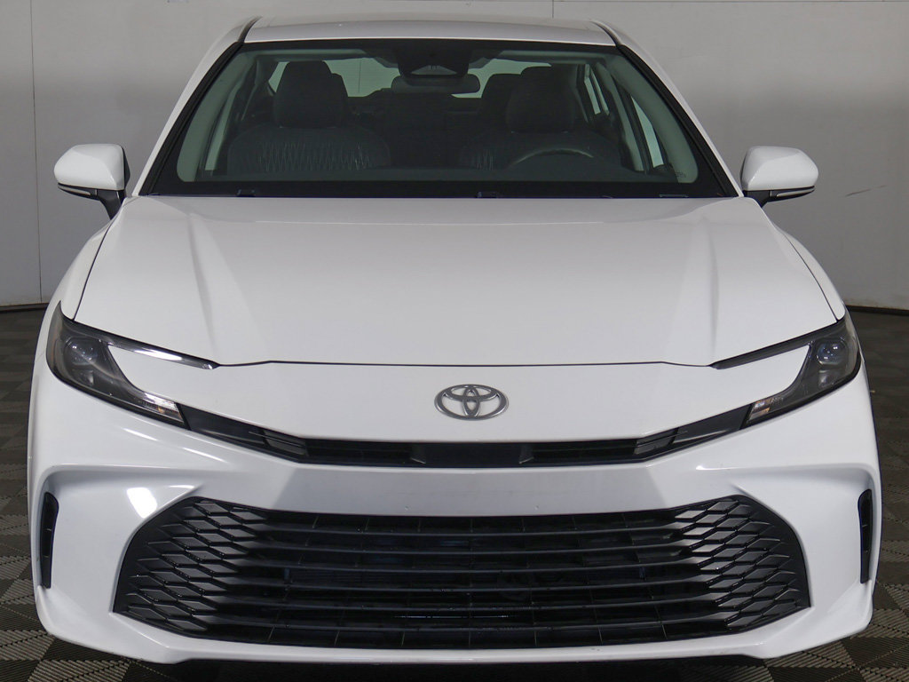 Used 2025 Toyota Camry LE FWD image 10