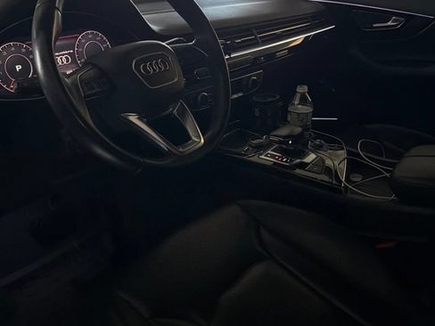 Used 2019 Audi Q7 3.0T Premium Plus w/ Premium Plus Package AWD/4WD image 3
