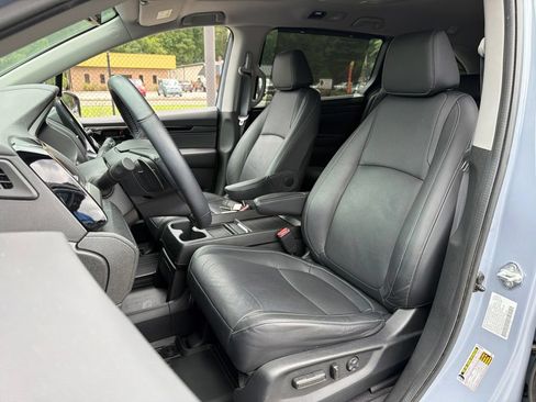 Certified 2024 Honda Odyssey Touring image 19