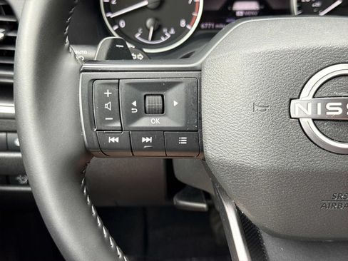 Certified 2026 Nissan Rogue SV AWD/4WD image 15