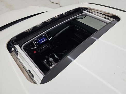 Used 2018 Honda Pilot EX-L image 38