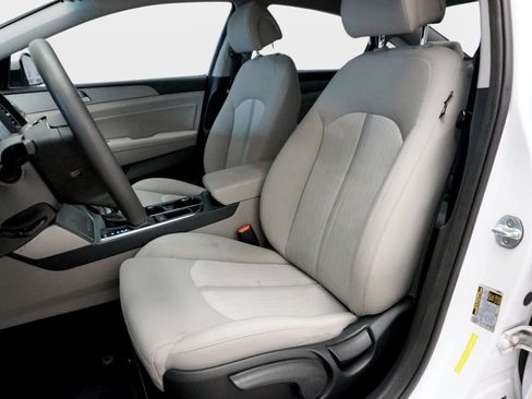 Used 2017 Hyundai Sonata SE FWD image 10
