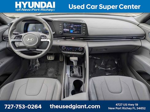 Certified 2025 Hyundai Elantra Sport FWD image 15