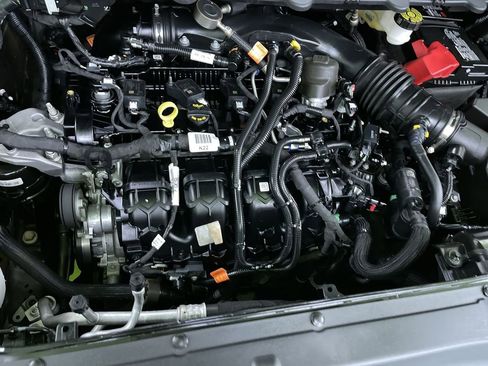 Used 2024 Ford Edge Titanium image 29