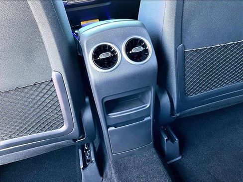 Used 2026 Mercedes-Benz GLB 250 image 19