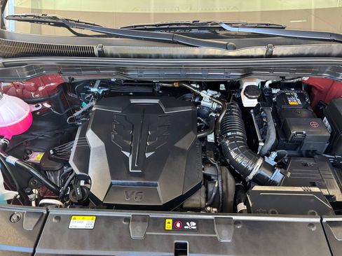 Used 2026 Kia Carnival FWD image 35