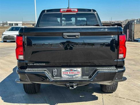 Used 2023 Chevrolet Colorado Z71 w/ Z71 Convenience Package 2 image 4