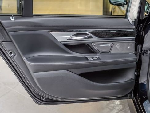 Used 2019 BMW 740i w/ Executive Package image 54