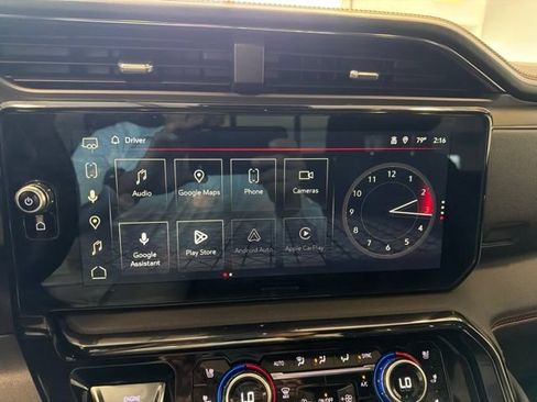 Used 2024 GMC Sierra 2500 AT4 w/ AT4 Premium Plus Package AWD/4WD image 28