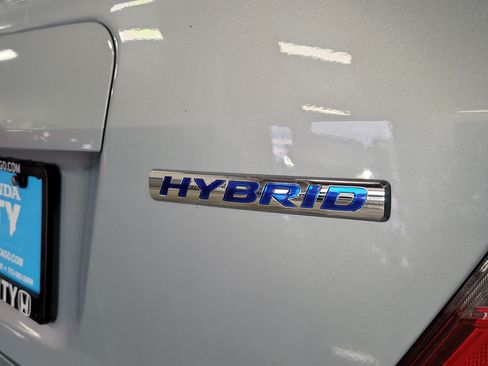 Used 2012 Honda Civic Hybrid Sedan image 6