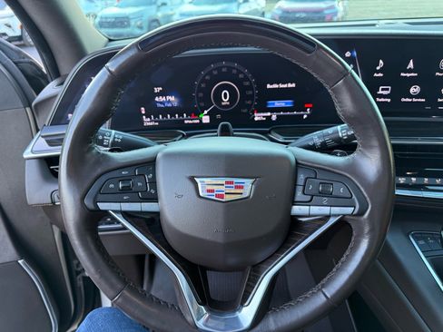 Used 2023 Cadillac Escalade Premium Luxury w/ Performance Package image 23